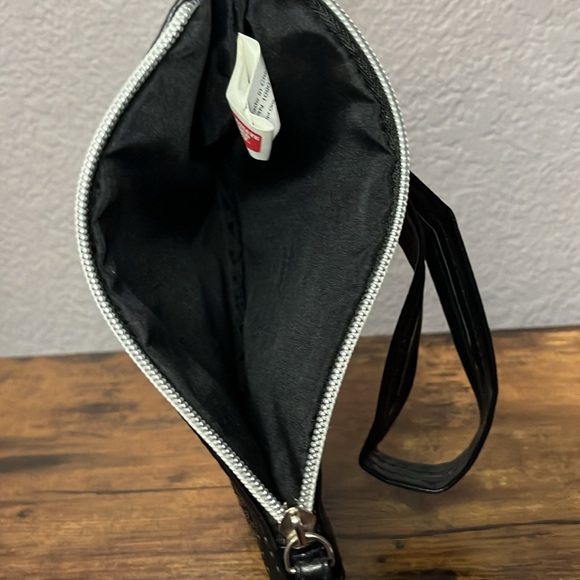 Oregon Ducks Black Sequin Wristlet clutch  purse - Picture 7 of 16